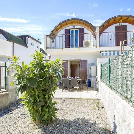 Casa Robertson * Badolato Marina